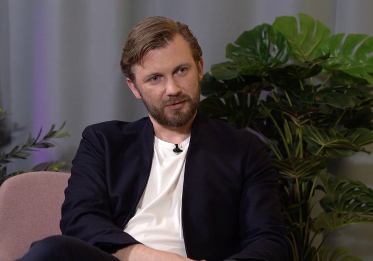 Kaspars Zālītis: Ja jūsu bērns pieder LGBT kopienai, jums gluži vienkārši jāturpina viņu mīlēt