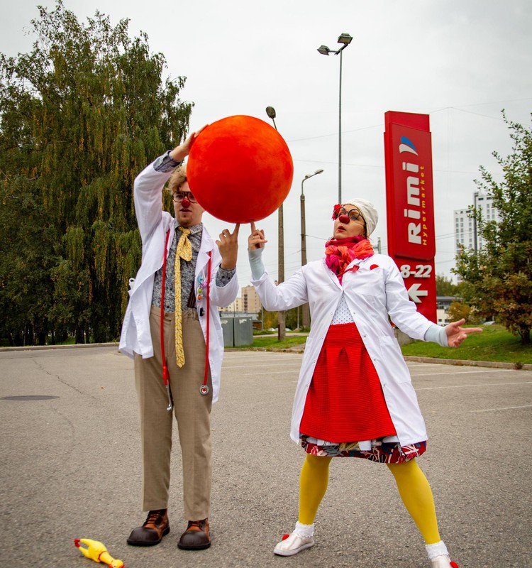 Iegādājoties klauna degunu, varēs atbalstīt labdarības orgaizāciju “Dr. Klauns”