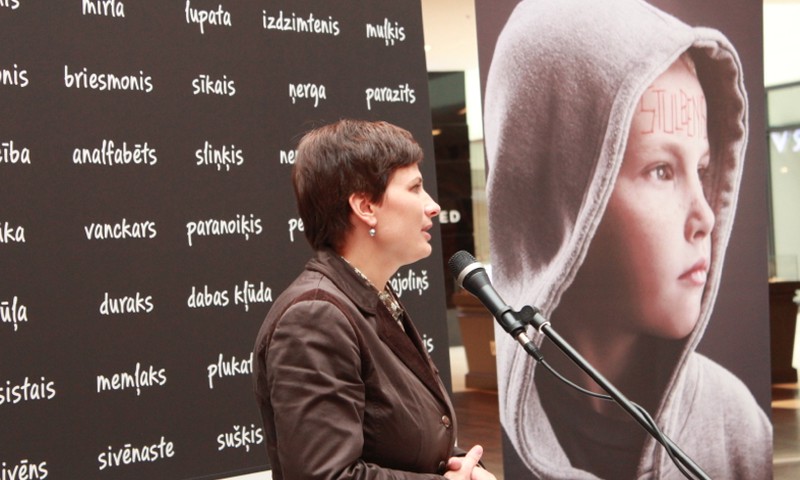 Ar sociālo kampaņu aicina apdomāties par savu vārdu spēku