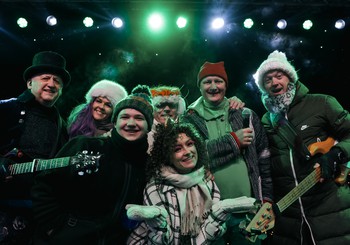 “Brīnumskapis” aicina uz Ziemassvētku koncertizrādi “Ķekata, ļekata”  un laiž klajā dziesmu “Ķekatnieki klāt!”