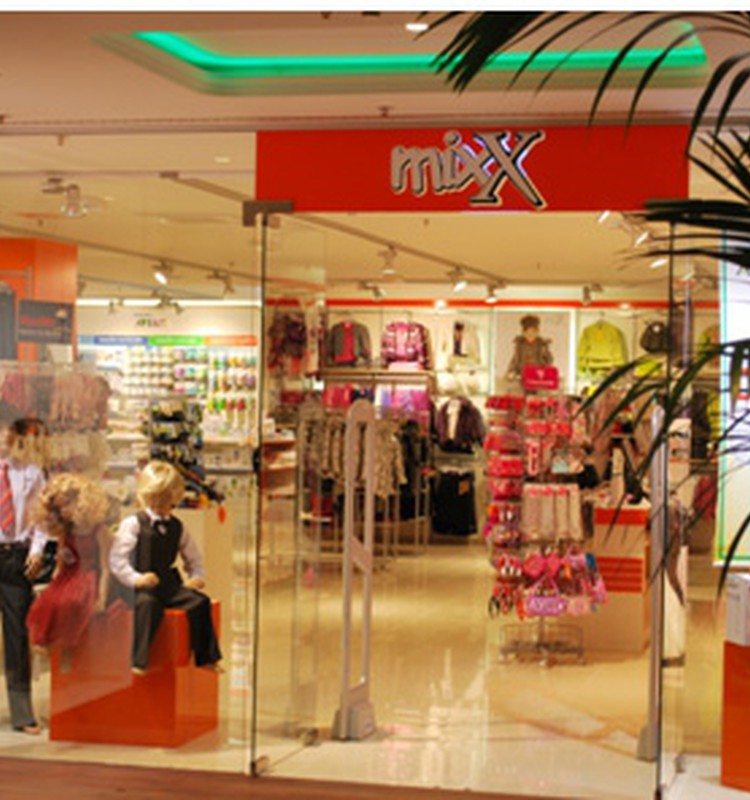 Ko veikals „mixX” piedāvā t/c „Galleria Rīga” nakts izpārdošanā?
