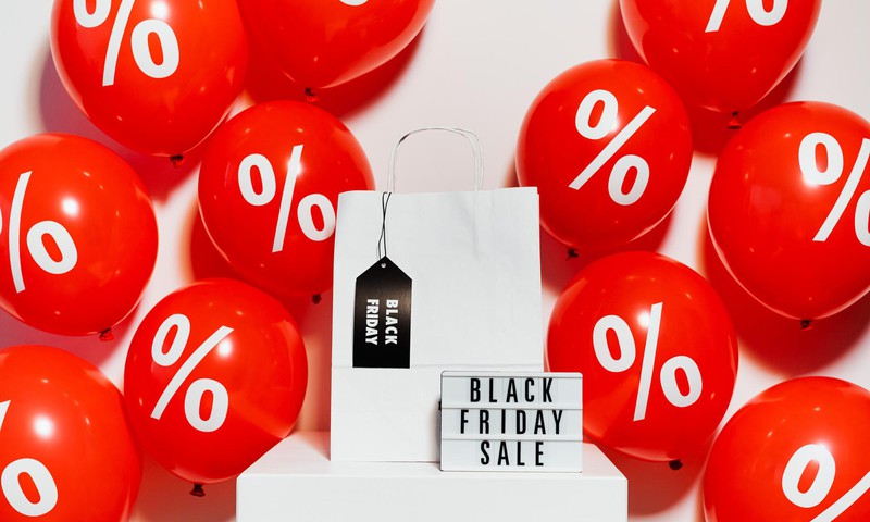 MELNĀ nedēļas nogale: VISAS E-lekcijas ar 50% atlaidi!