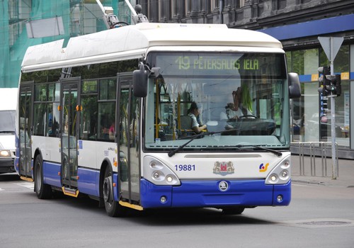 Topošā mamma sabiedriskajā transportā