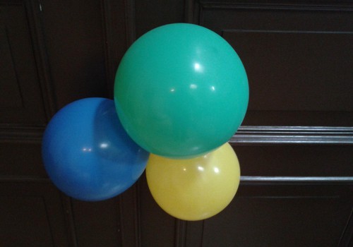 1.jūnija simbols- krāsainie baloni