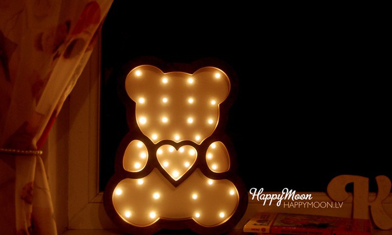 Kurš laimējis brīnišķīgo Happy Moon naktslampiņu bērnistabai?