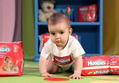 Ietaupi, pērkot Huggies® Little Walkers®  autiņbiksītes!