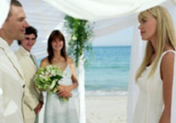 Modes kāzas – pie jūras
