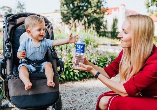 4 ieteikumi ūdens patēriņa palielināšanai grūtniecības laikā