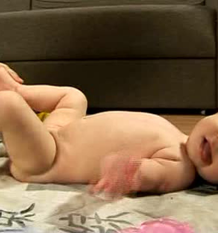 VIDEO: kā kopt autiņbiksīšu zonu bēbītim?