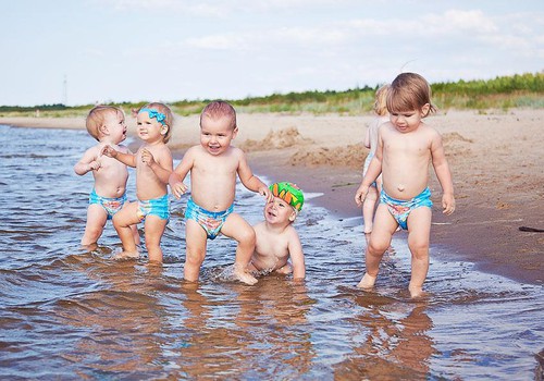 FOTOkonkurss: parādi sava mazuļa plunčāšanos ūdenī!