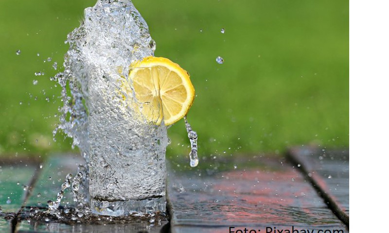 Sinoptiķu prognozes liecina, ka karstums pieņemsies spēkā. Neaizmirsti dzert ūdeni!