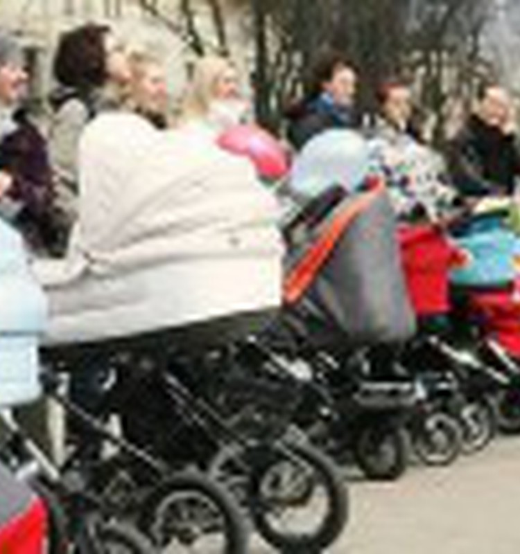 Māmiņu Klubs un grūtnieces izvirzīs prasības jaunajai valdībai 