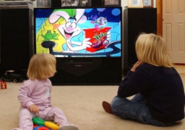 Bērns un TV. Vai jāierobežo tā skatīšanās?