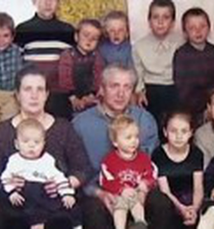 Lavijas labākās mammas ģimenē piedzimis 17. bērns