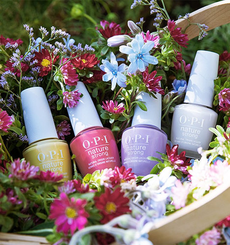OPI iepazīstina ar Nature Strong™ - pirmo noturīgo, dabiskas izcelsmes nagu laku