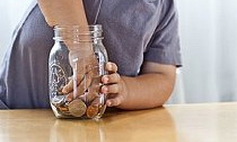 Ģimenes pabalstu varētu maksāt tikai trūcīgajiem