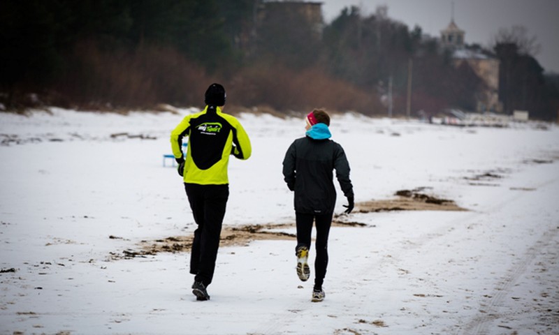 Jūrmalas Ziemas sporta svētkos dalībnieki no visas Latvijas skries un nūjos gar jūras krastu