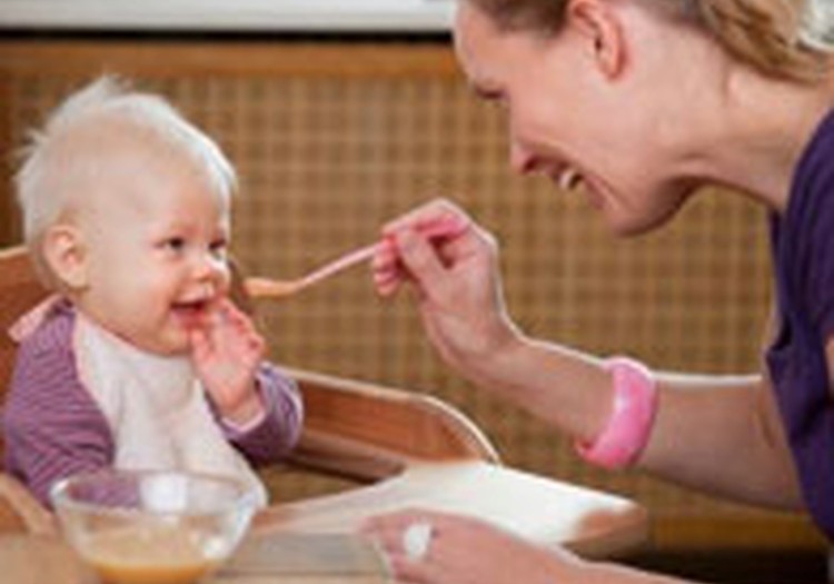 Sāli un cukuru bērnu putriņās - ar mēru!