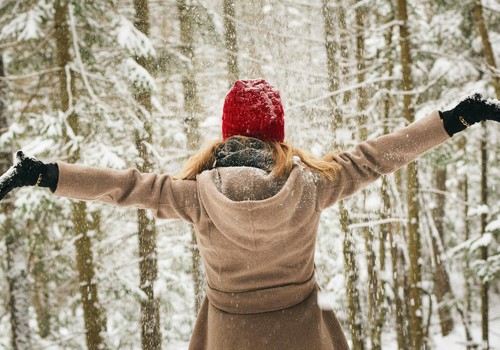 Sievietes veselība ziemā – kas jāņem vērā? Skaidro farmaceite