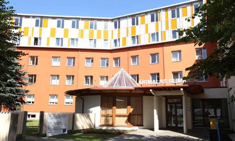 Par nekvalitatīvu palīdzību dzemdībās diviem ārstiem piespriež cietumsodu
