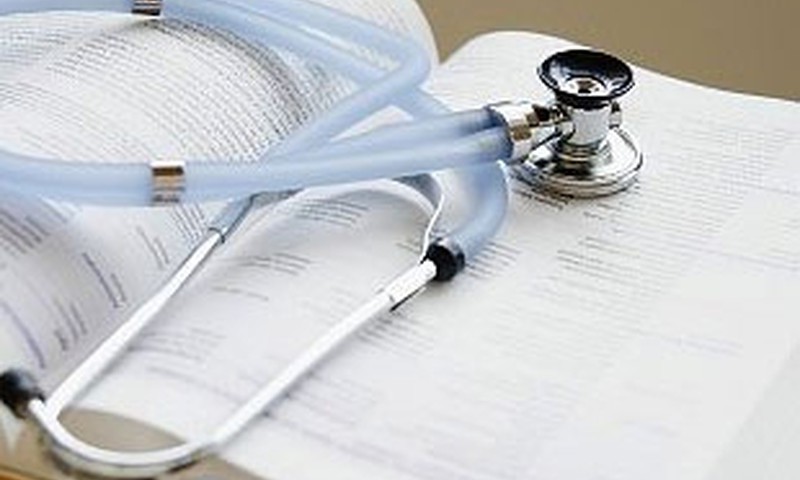 Liepājā pēc sākumskolas darbinieces saslimšanas ar tuberkulozi inficējušies 17 bērni