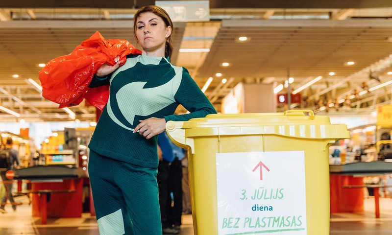 Rimi un Latvijas Zaļais punkts aicina ikvienu nodot mājās uzkrātos plastmasas maisiņus