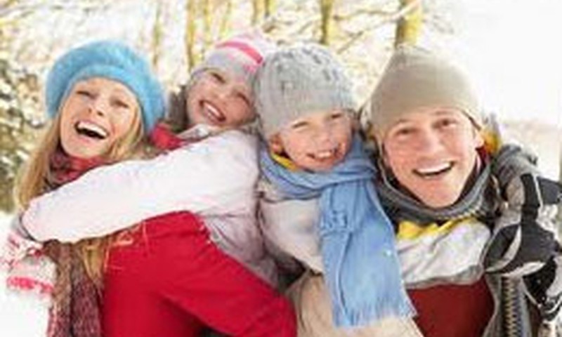 Demogrāfs: Latvijā uz ģimenēm ar bērniem taupa visvairāk