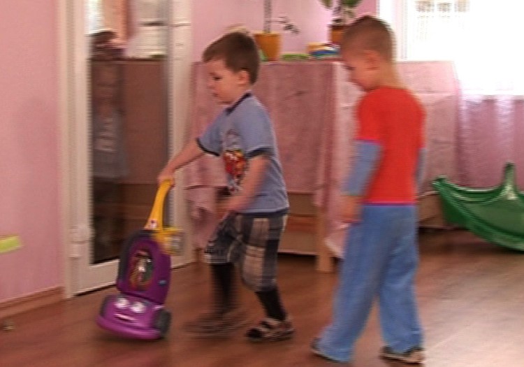 VIDEO: par ko vēlas kļūt bērni, kad izaugs lieli?