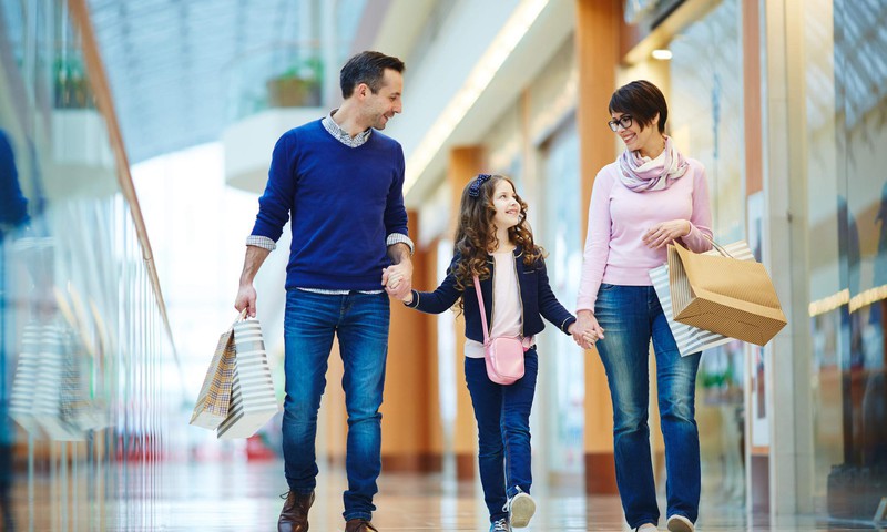 Četri padomi vecākiem: kā iepirkšanos padarīt bērnam vieglāku?