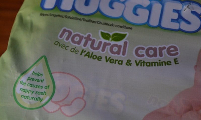 Atlaide Huggies® mitrajām salvetēm Natural Care