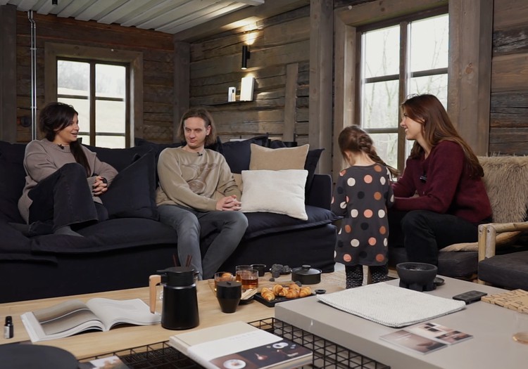 15. novembra Māmiņu Kluba TV raidījumu aizvadīsim patriotiskās noskaņās