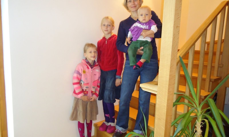 Mammai un meitām vienādas kurpes