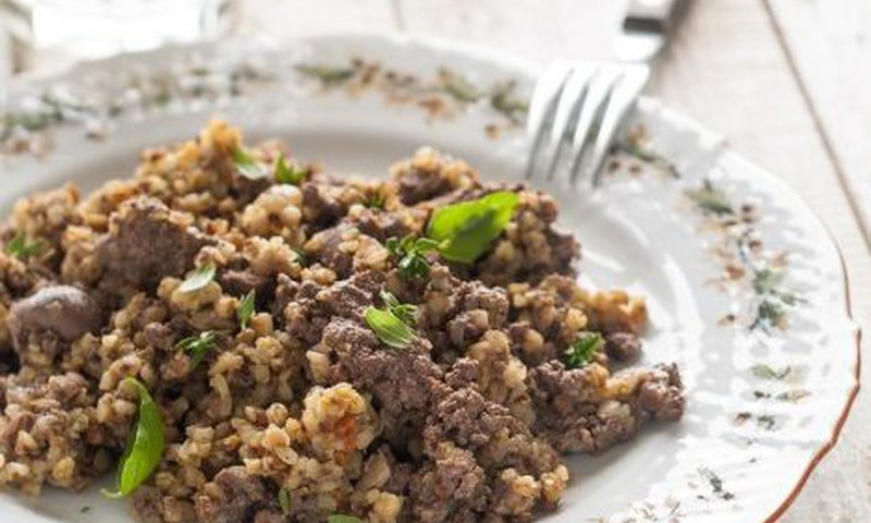 Griķu risoto ar vistu akniņām