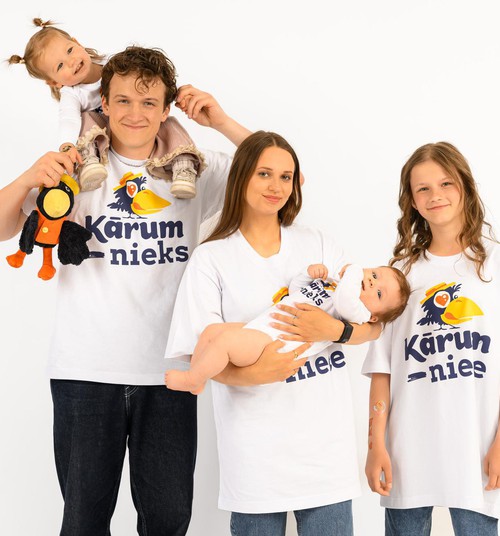 Zeķes “sieriņi” un krekls “Kārumniekiem” – zīmols “Kārums” laiž klajā pirmo suvenīru kolekciju!