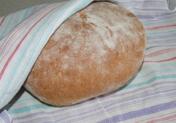 Manās mājās cepta maize ‘ciabatta’