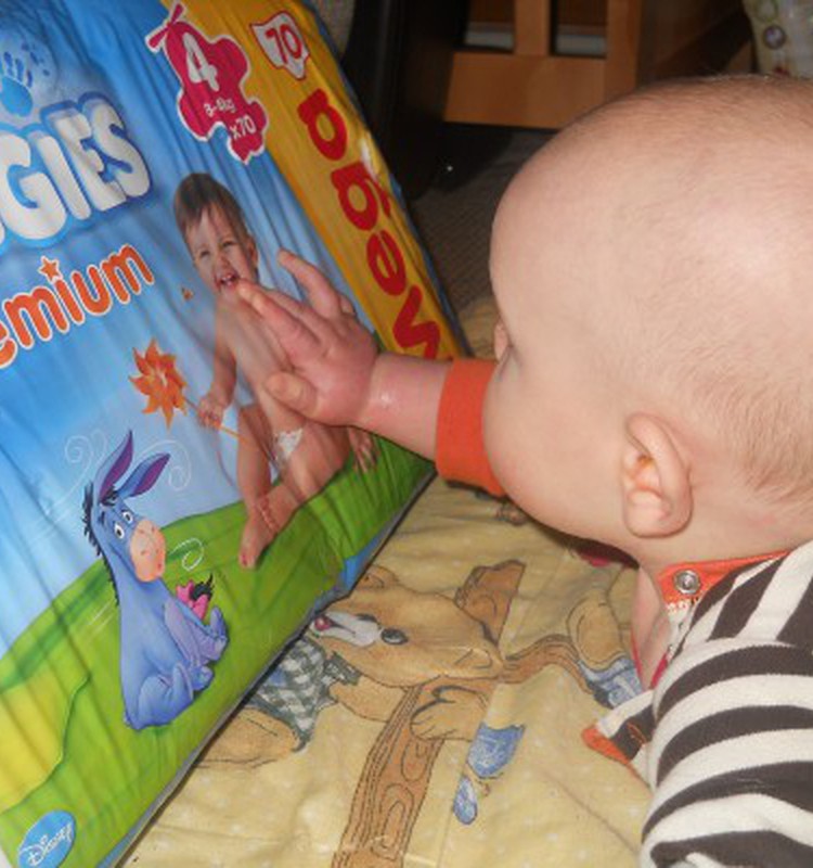Jaunās Huggies Premium- viselpojošākās Huggies autiņbiksītes!