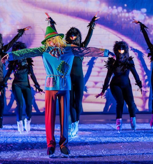 Ledus šovs “Sapņu Zemes Burvis”