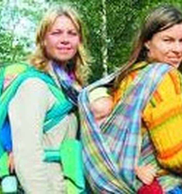 Ar izstādi BKUS "Saulaino dienu bibliotēkā" sāksies "Slingošanas nedēļa 2011"
