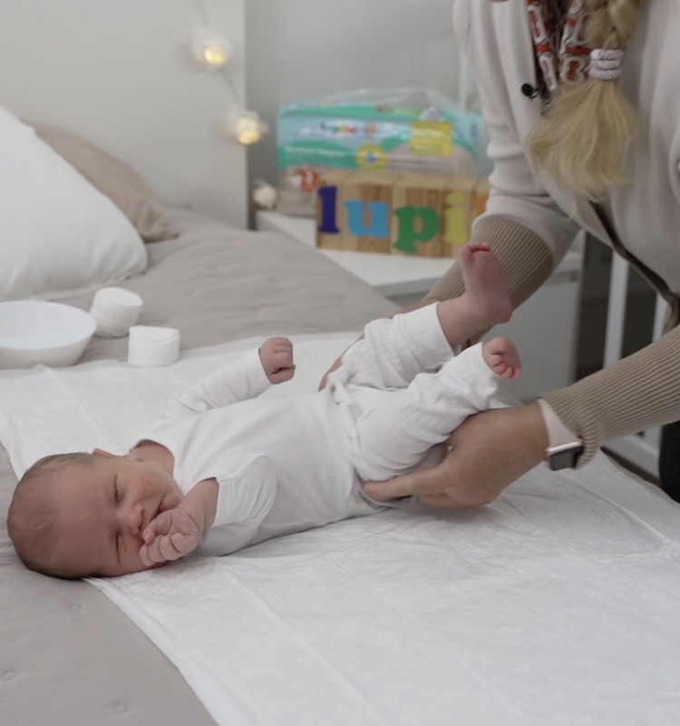 25.10. STV: Una Bērziņa. "Tukšās ligzdas" sindroms. Svētku veļa. Jaundzimušā aprūpe. Ultraskaņas terapija ādai