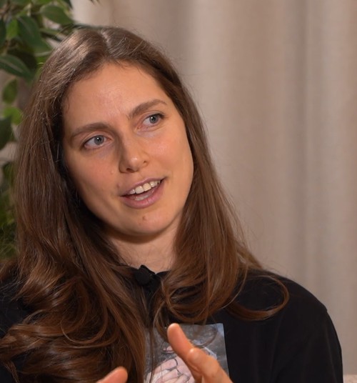 6. decembra Māmiņu Kluba TV raidījumā tiksimies ar Māru Sleju