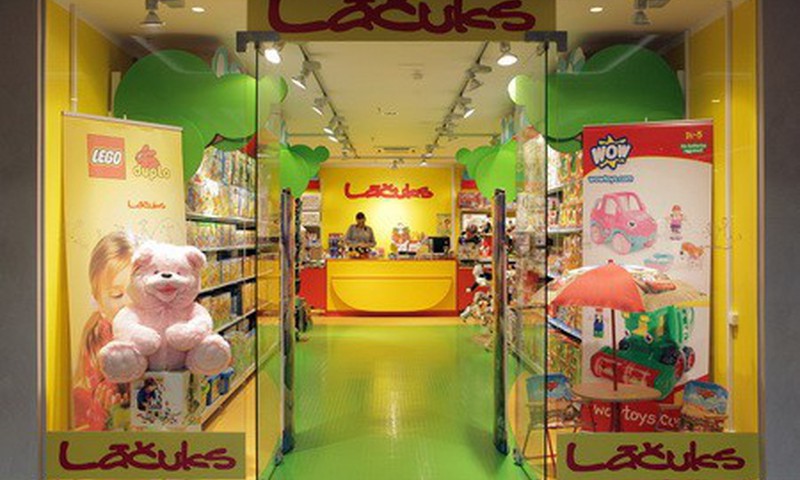 Rotaļlietu savam mazulim veikalā "Lāčuks" t/c Galleria Riga iegādāsies..