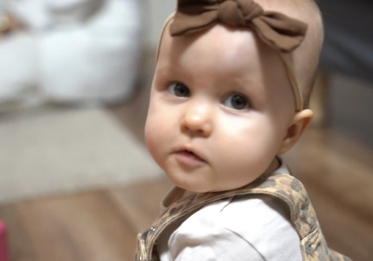 Kāpēc rāpošana ir tik svarīga? Fizioterapeites skaidrojums