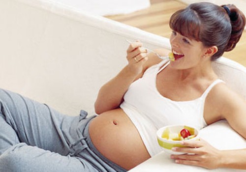 Vitamīni un folskābe grūtniecības laikā