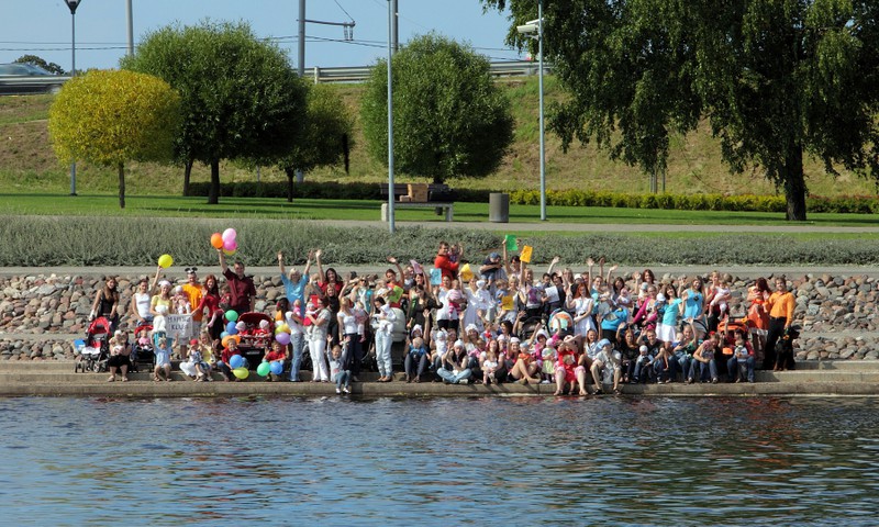 FOTO: Māmiņu Kluba TV raidījuma jaunā sezona sākas jau 28.augustā! Nenokavē!