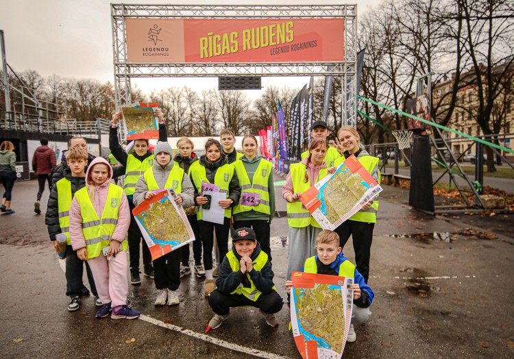 Aktīva atpūta visai ģimenei: "Leģendu rogainings" aicina mammas un bērnus doties piedzīvojumā