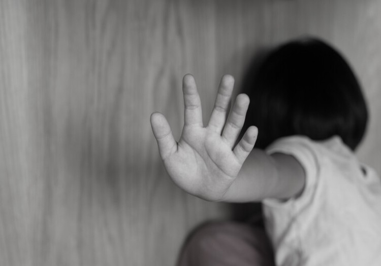 Psihoterapeits: no seksuālās vardarbības bērni jāsāk pasargāt vēl pirms uzbrukuma