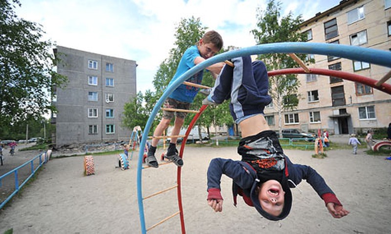 Moduļu bērnudārzi Rīgā rindu problēmu neatrisinātu