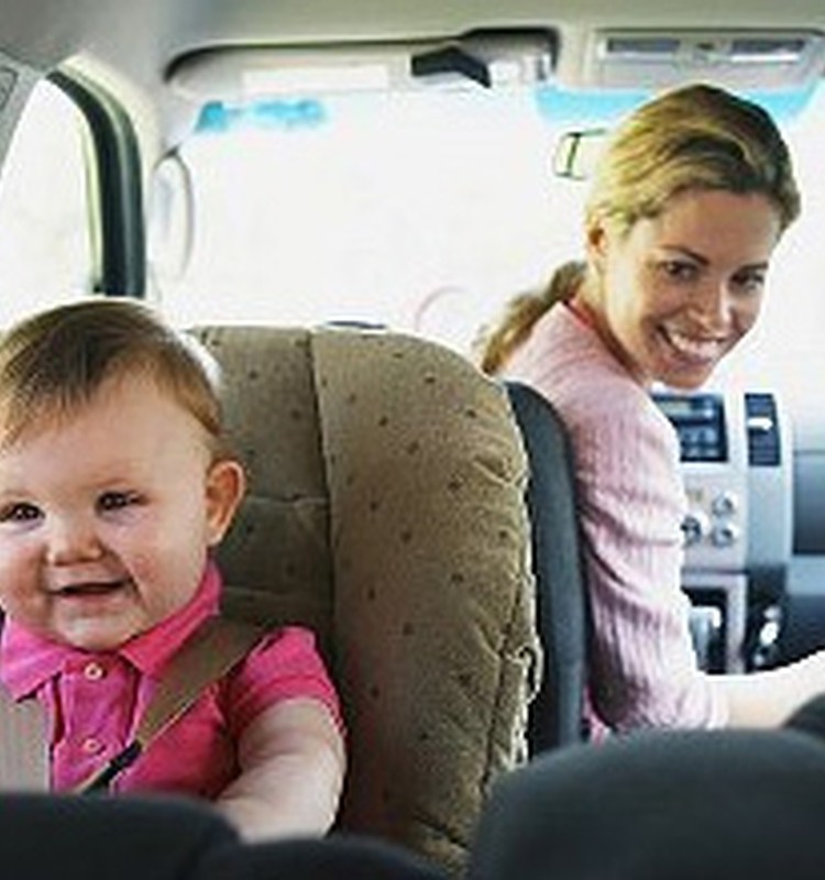 Trīs bērnu ģimenēm būs 20% auto nodevas atvieglojums