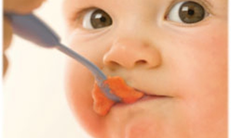 Philips AVENT iesaka! Ābolu biezenītis –  vitamīniem bagāts pirmais mazuļa gardums!