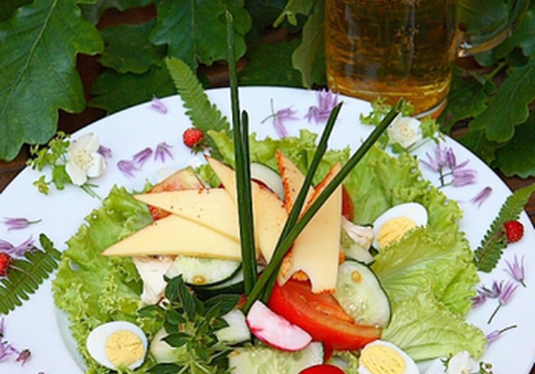Uzkodu plate Jāņiem